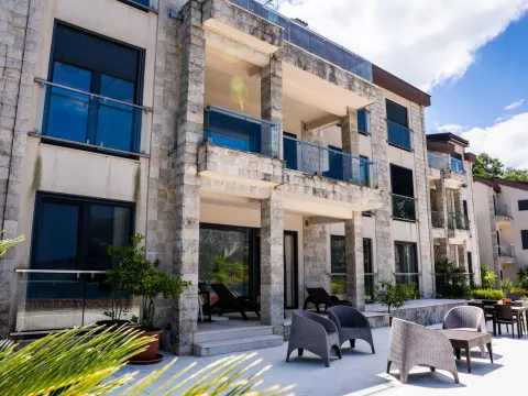 Sale, three bedroom apartment, 268m², Kostanjica, Kotor - image 16