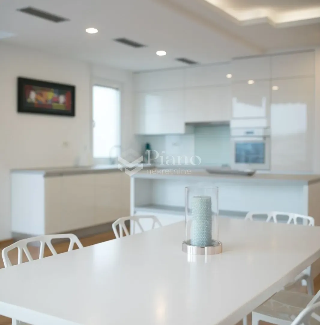 Rent, three bedroom apartment, 123m², Momišići, Podgorica