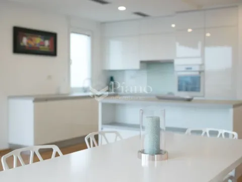 Rent, three bedroom apartment, 123m², Momišići, Podgorica - image 5