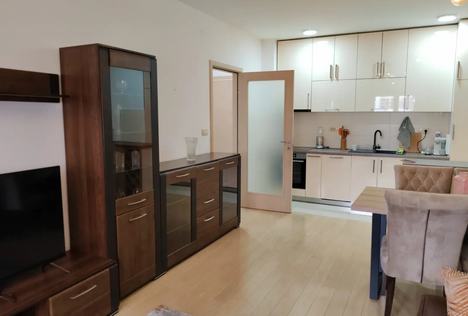 Rent, two bedroom apartment, 70m², City Kvart, Podgorica