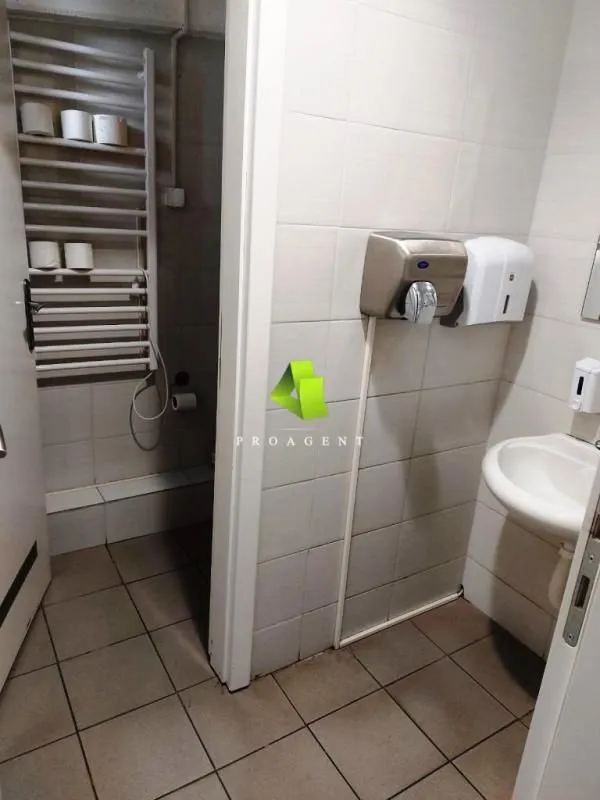 Rent, office space, 530m², Medijana, Niš