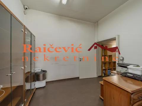 Sale, office space, 119m², Zvezdara Sve Podlokacije, Beograd - image 17