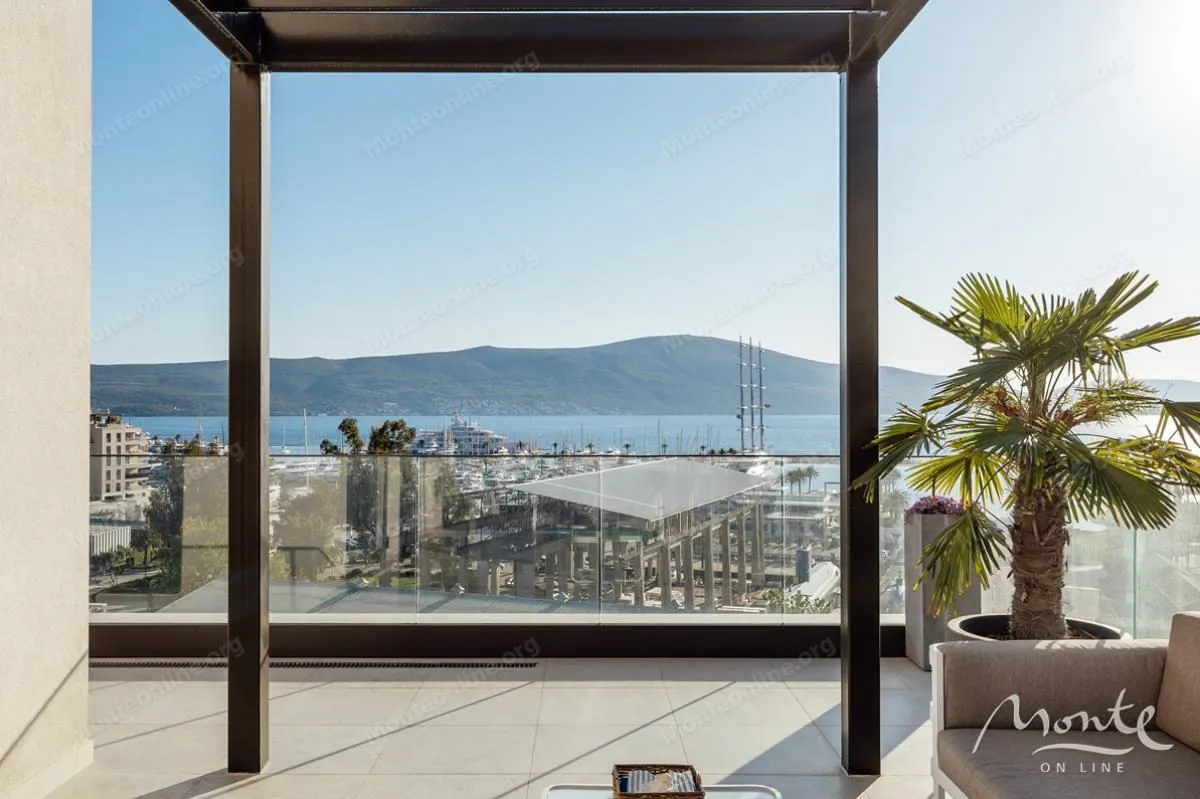Prodaja, dvosoban stan, 179m², Porto Montenegro, Tivat