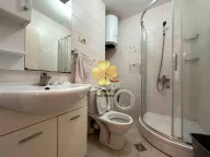 Izdavanje, dvosoban stan, 76m², Zabjelo, Podgorica - image 11