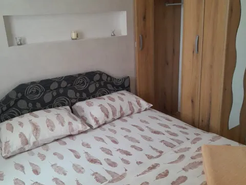 Rent, one bedroom apartment, 45m², Bijeli Do, Budva - image 8