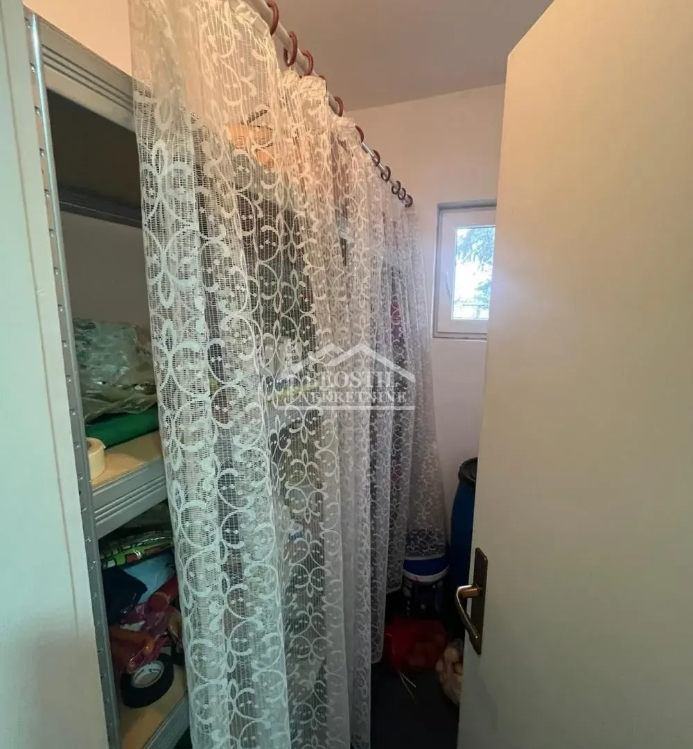 Sale, house, 99m², Umčari, Grocka