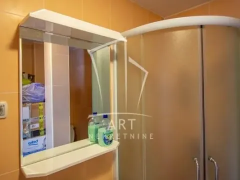 Prodaja, stan, 226m², Voždovac Sve Podlokacije, Beograd - image 6