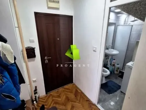 Sale, two bedroom apartment, 71m², Pantelej, Niš - image 8