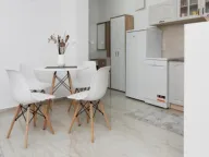 Rent, one bedroom apartment, 50m², Škaljari, Kotor - image 5