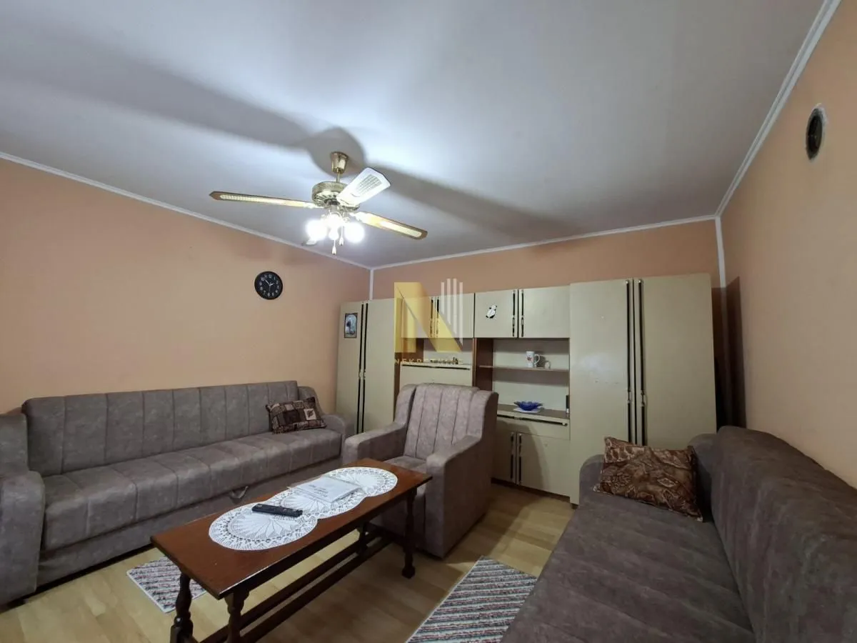Prodaja, kuća, 192m², Novi Bečej, Zrenjanin