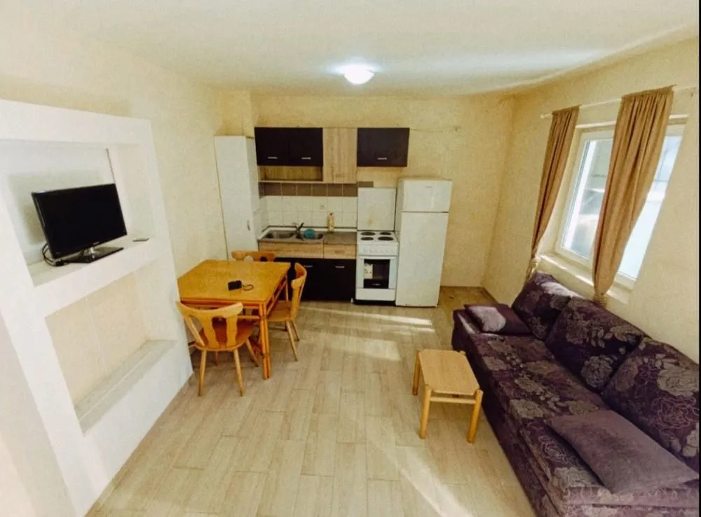 Sale, two bedroom apartment, 61m², Olimp, Zvezdara Sve Podlokacije