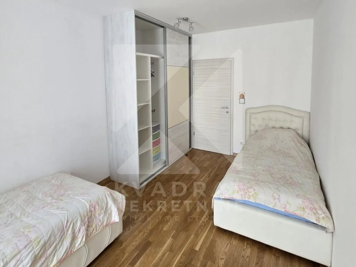 Prodaja, dvosoban stan, 73m², Zabjelo, Podgorica