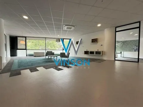 Izdavanje, poslovni prostor, 440m², Bulevar Oslobodjenja, Novi Sad Sve Podlokacije - image 2