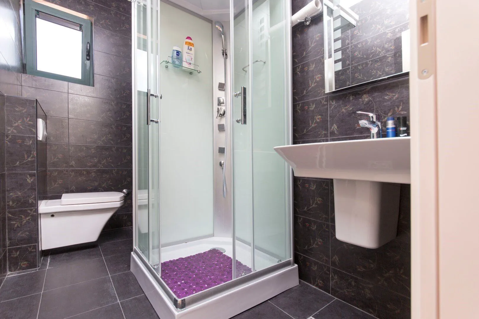 Sale, house, 190m², Kotor, Crna Gora