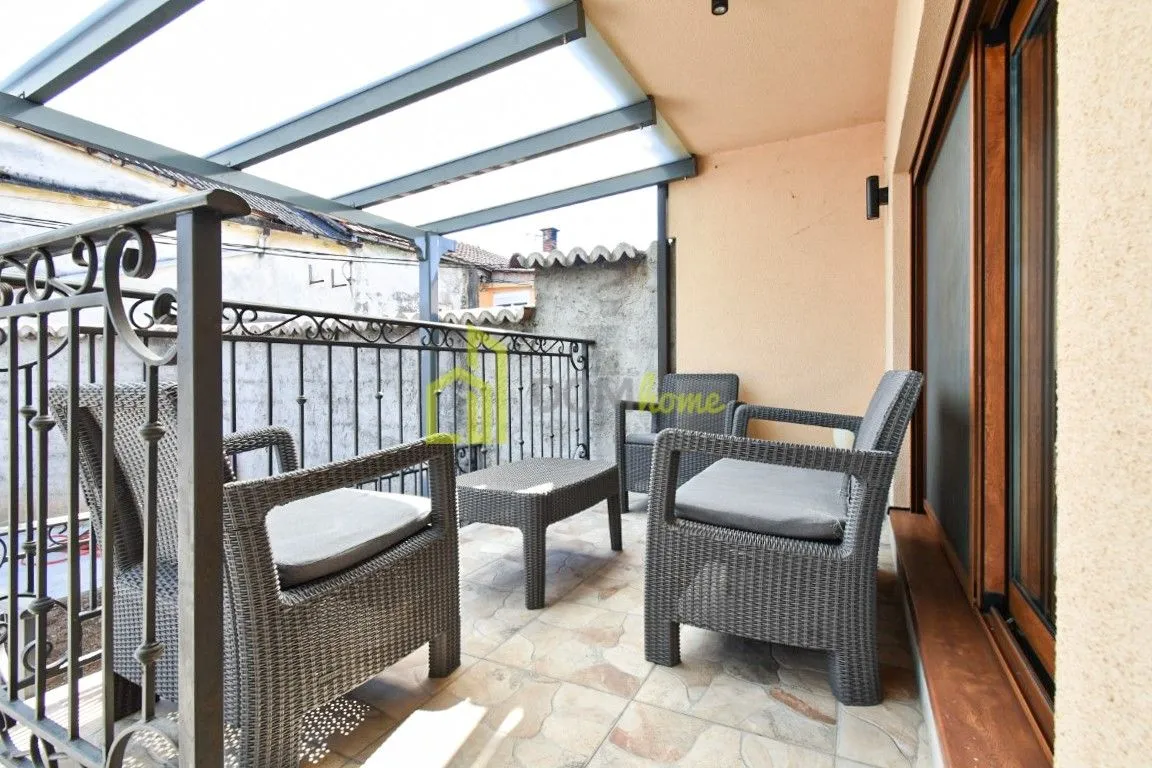 Rent, house, 280m², Stara Varoš, Podgorica
