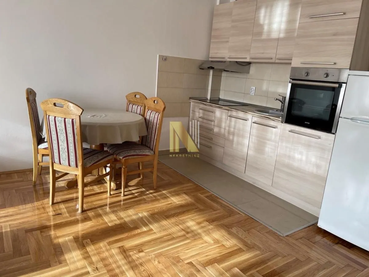 Izdavanje, trosoban stan, 66m², Podbara, Novi Sad Sve Podlokacije