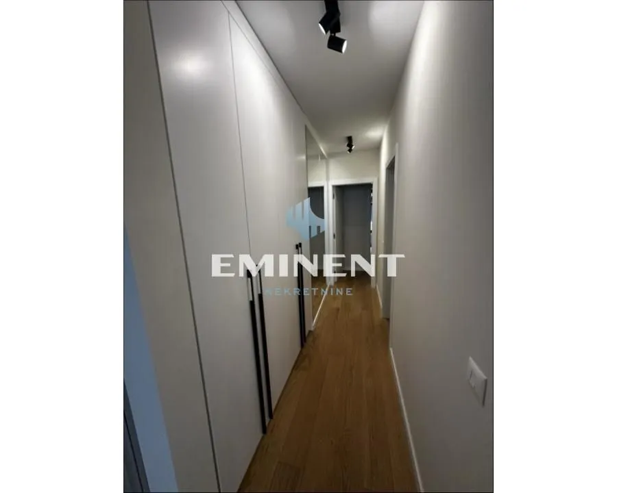 Rent, three bedroom apartment, 75m², Stari Grad, Beograd