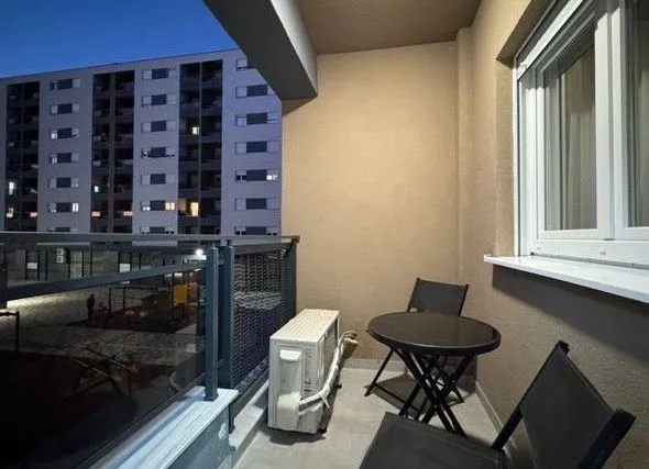 Izdavanje, jednosoban stan, 46m², Stari Aerodrom, Podgorica