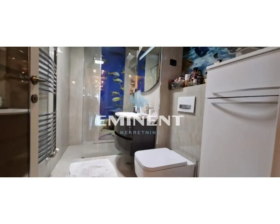 Rent, four bedroom apartment, 176m², Novi Beograd Blok 67, Novi Beograd Sve Podlokacije