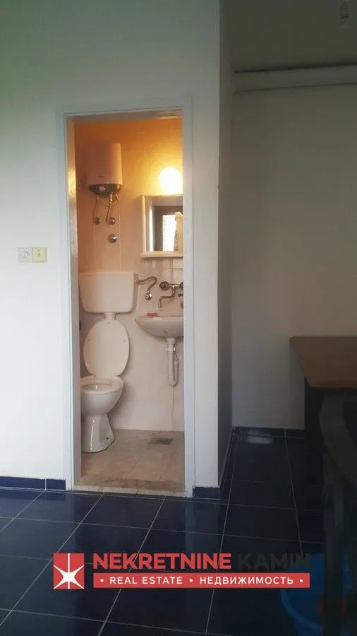 Sale, office space, 18m², Centar, Bar