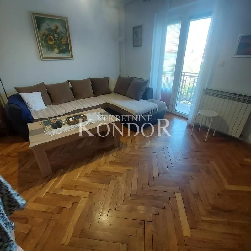 Prodaja, kuća, 250m², Stari Banovci, Stara Pazova