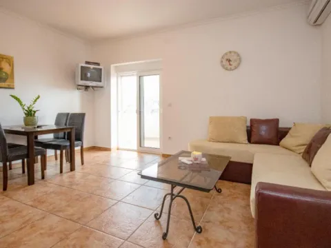 Stan na dan, jednosoban stan, 56m2, Buljarica, Budva Stan na dan, jednosoban stan, 56m2, Buljarica, Budva