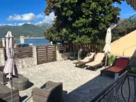 Rent, one bedroom apartment, 35m², Tivat, Crna Gora - image 11