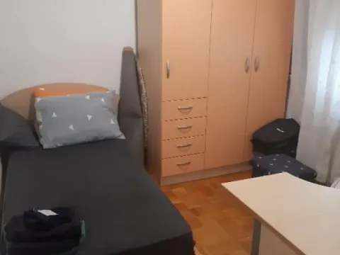 Prodaja, trosoban stan, 75m², Zemun Gornji Grad, Zemun Sve Podlokacije - image 7