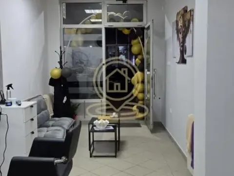 Sale, office space, 25m², Stari grad, Novi Sad - image 1