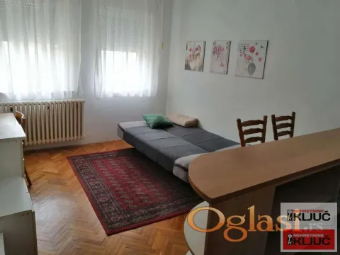 Rent, studio apartment, 25m², Bulevar Oslobodjenja, Novi Sad Sve Podlokacije - image 4