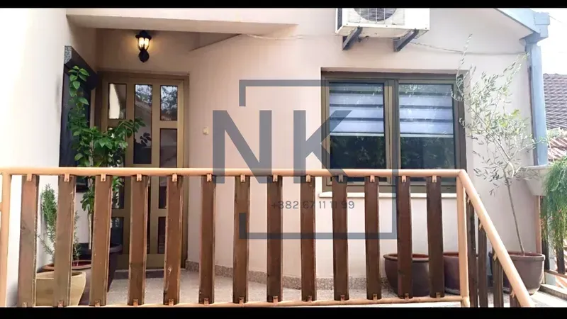 Izdavanje, jednosoban stan, 40m², Momišići, Podgorica