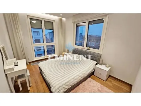 Izdavanje, četvorosoban stan, 178m², Kalenić Pijaca, Vračar Sve Podlokacije - image 10