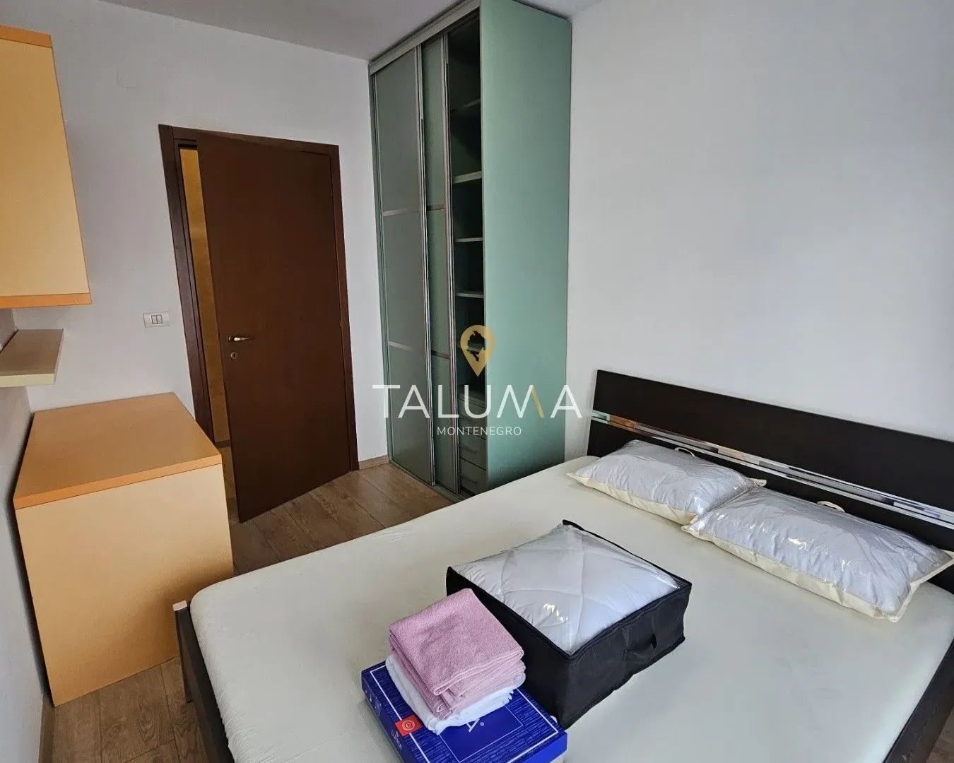 Izdavanje, dvosoban stan, 75m², City Kvart, Podgorica