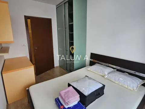 Izdavanje, dvosoban stan, 75m², City Kvart, Podgorica - image 10