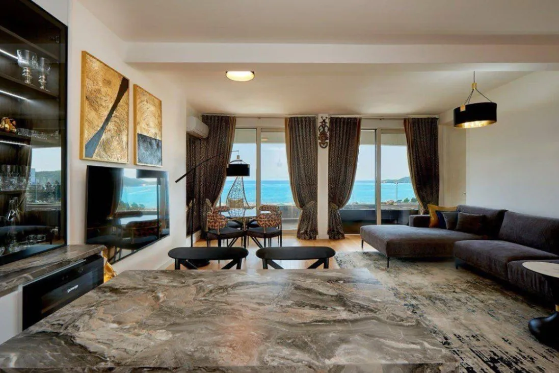 Sale, two bedroom apartment, 73m², Bečići, Budva