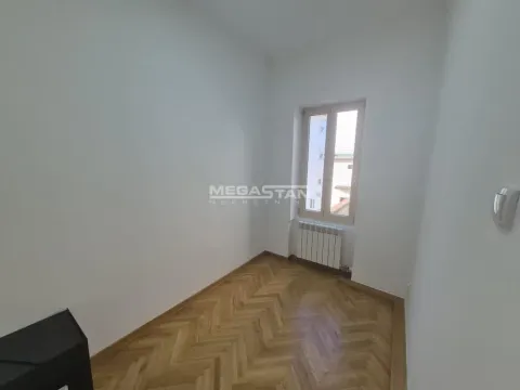 Rent, three bedroom apartment, 60m², Stari Grad, Beograd - image 5