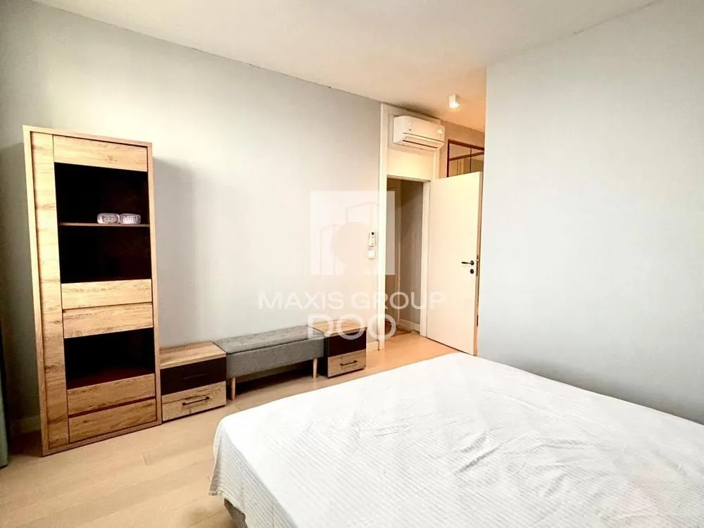 Sale, four bedroom apartment, 108m², Savski Venac, Beograd