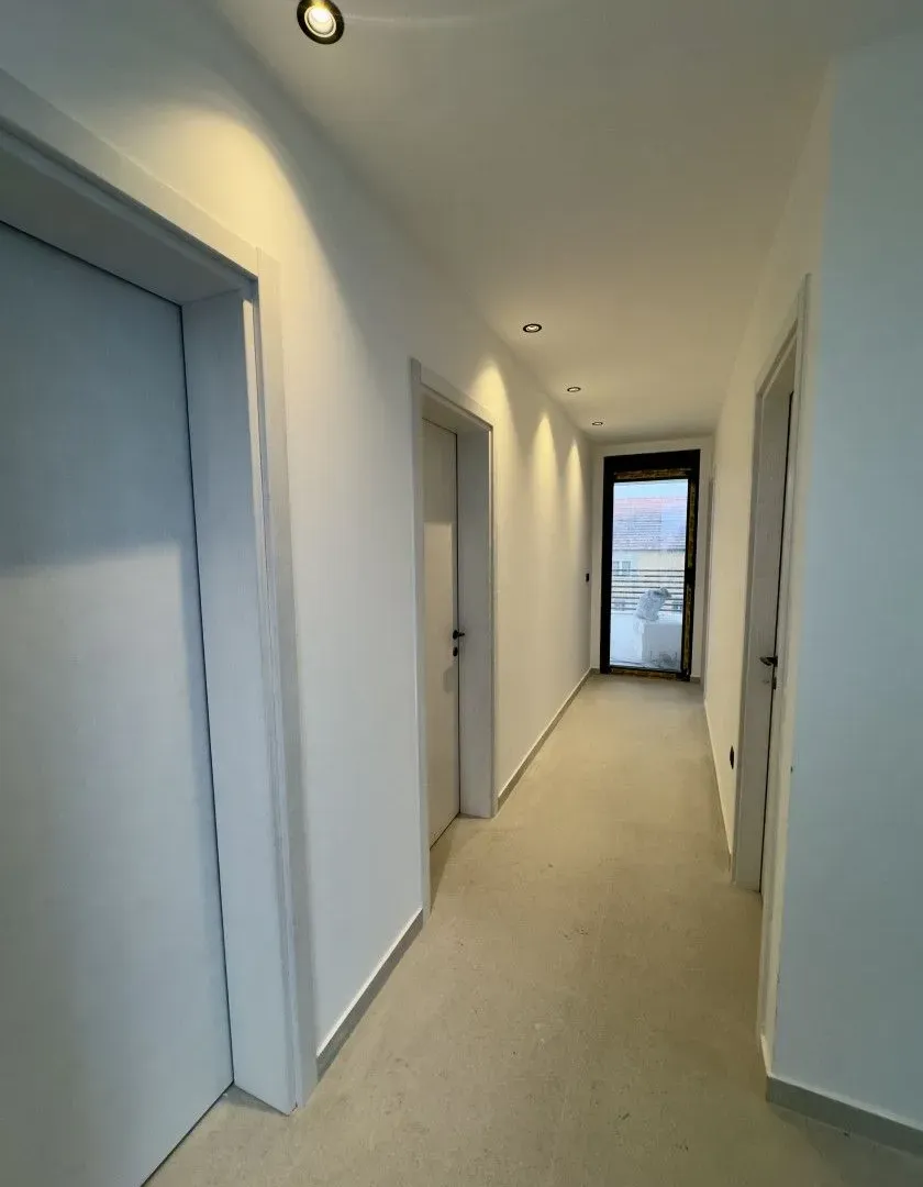 Rent, house, 225m², Gornja Gorica, Podgorica