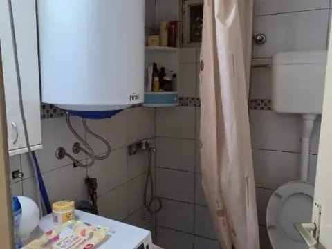 Prodaja, garsonjera, 22m², Centar, Podgorica - image 4