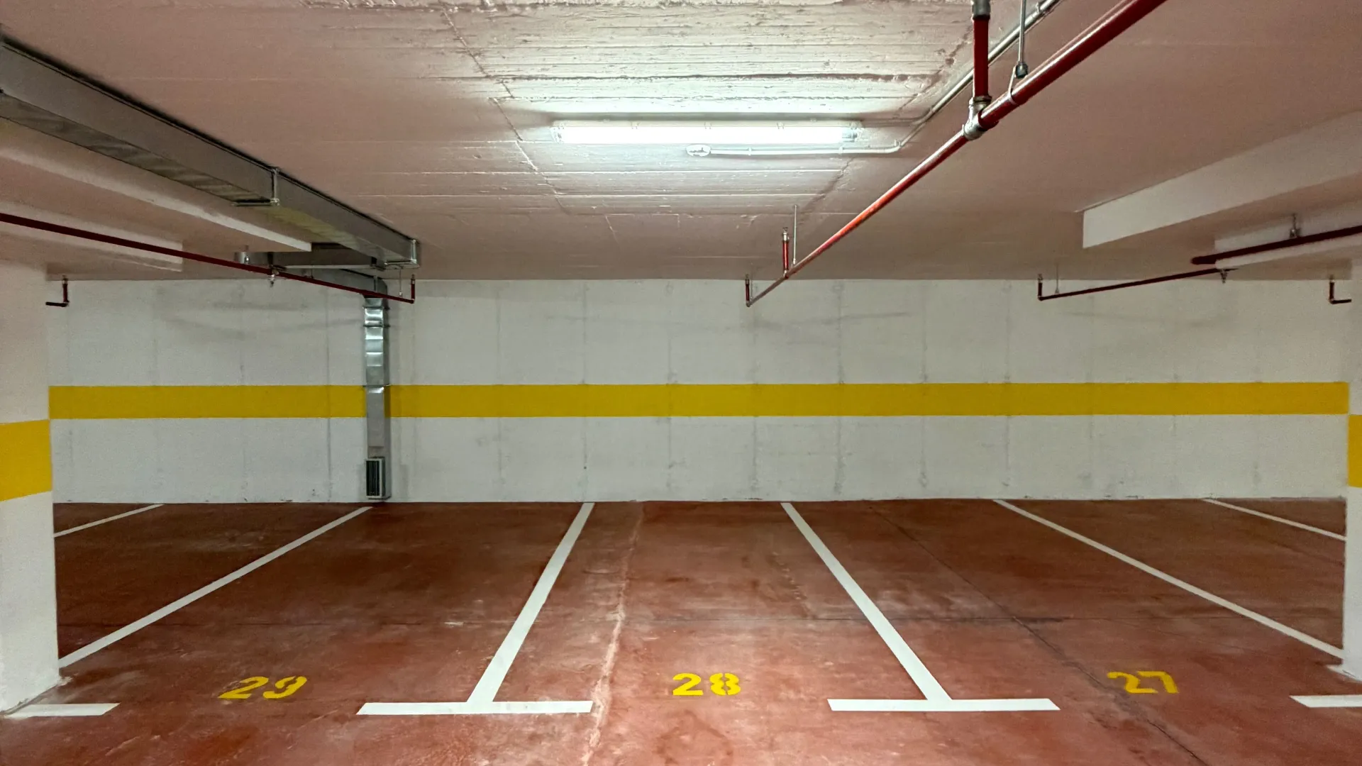 Sale, parking/garage, 12m², Stari Aerodrom, Podgorica
