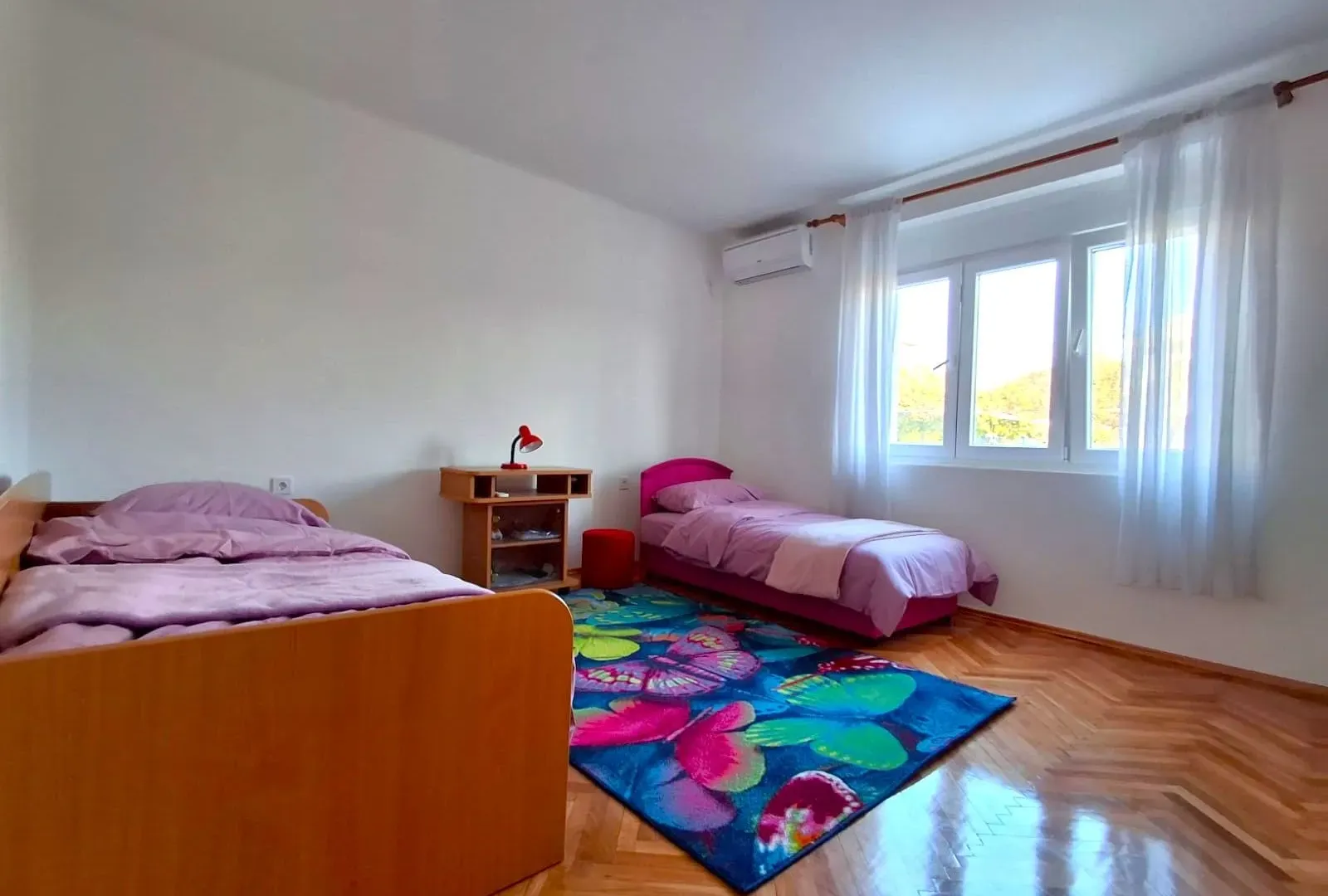 Izdavanje, kuća, 125m², Masline, Podgorica