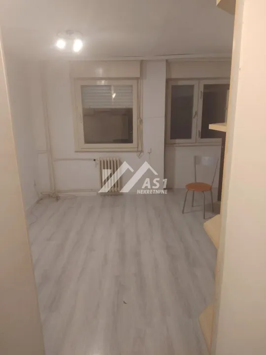 Prodaja, trosoban stan, 64m², Novi Sad Sve Podlokacije, Novi Sad