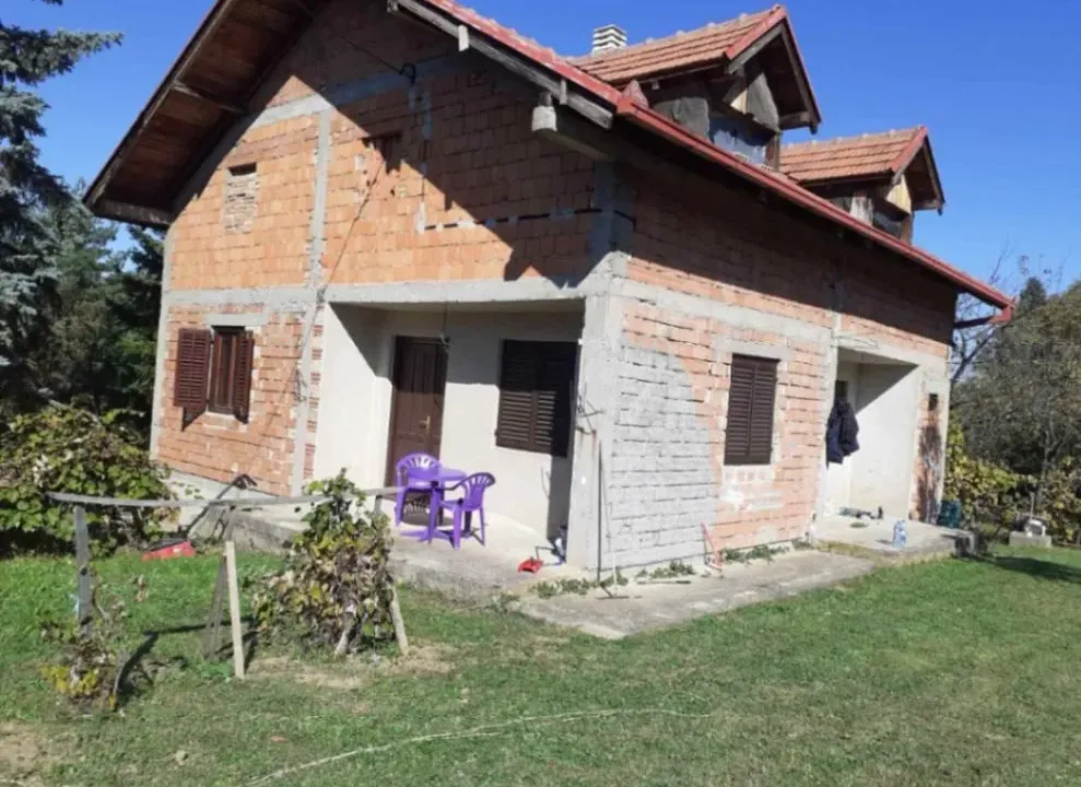 Prodaja, kuća, 204m², Parcani, Sopot