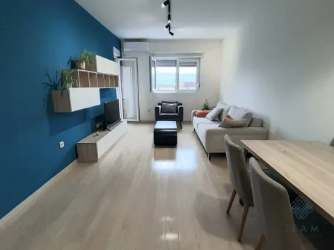 Izdavanje, jednosoban stan, 47m², City Kvart, Podgorica - image 3