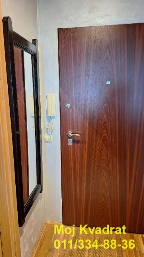 Izdavanje, garsonjera, 25m², Karaburma, Palilula Sve Podlokacije