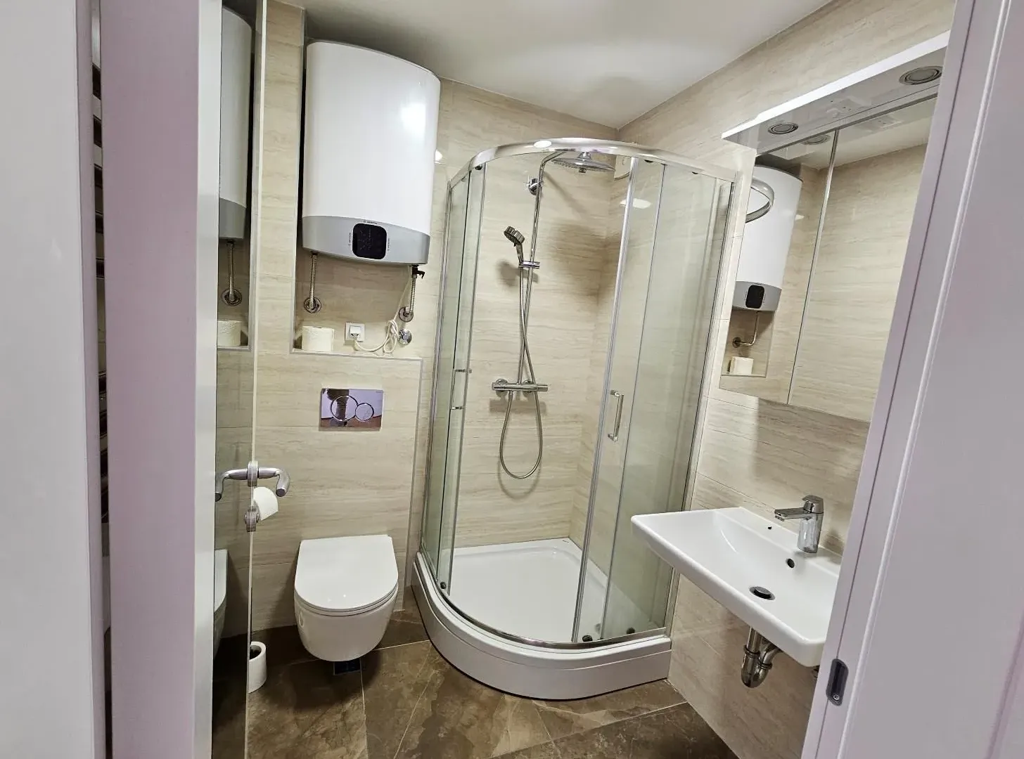 Rent, apartment, 136m², Kalenić Pijaca, Vračar Sve Podlokacije