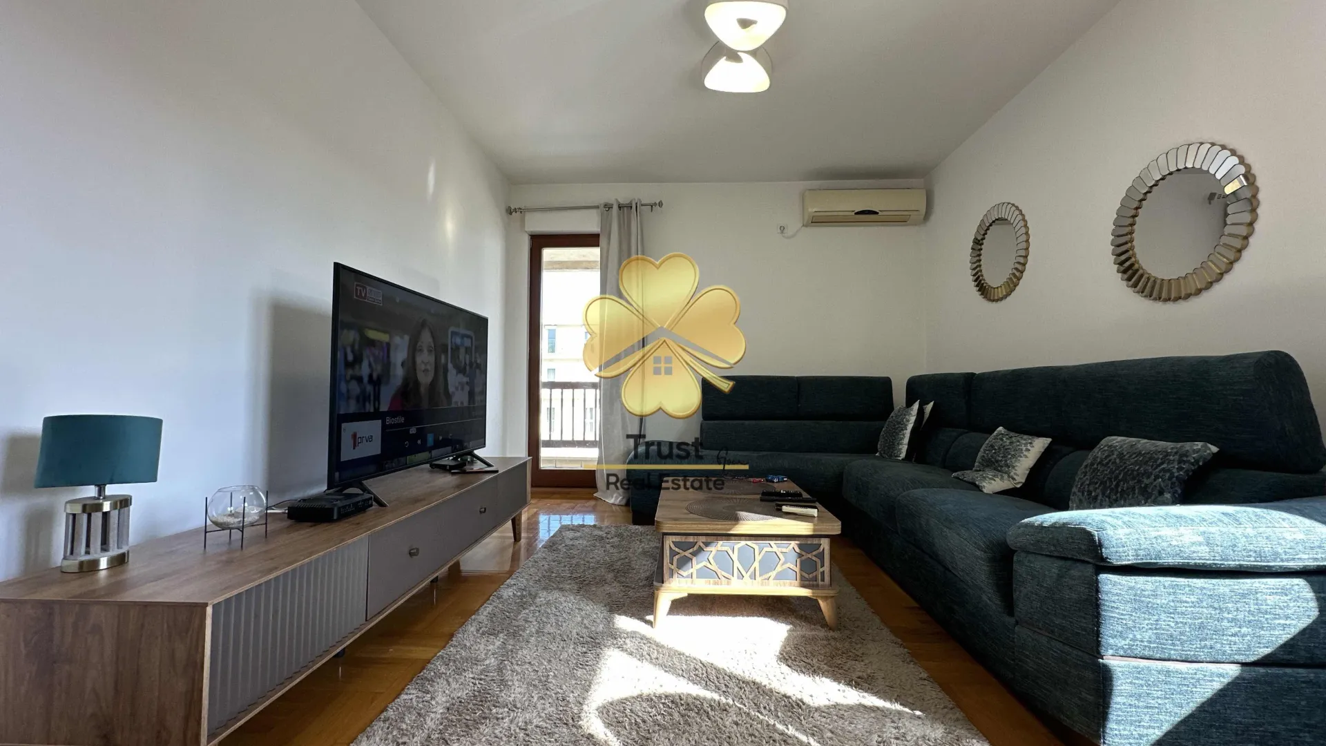 Izdavanje, jednosoban stan, 50m², Stari Aerodrom, Podgorica