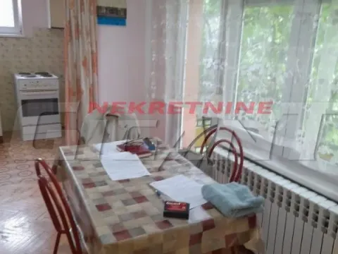 Izdavanje, trosoban stan, 90m², Resnik, Beograd - image 7