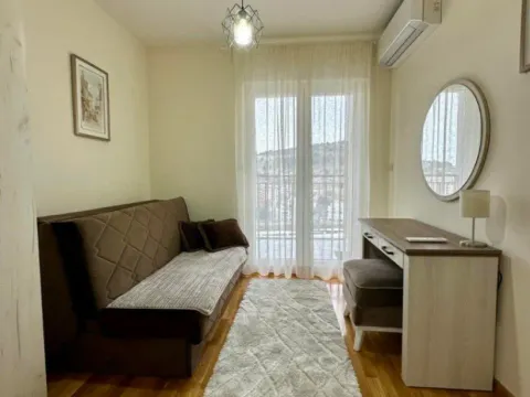 Rent, two bedroom apartment, 57m², Vezirov Most, Podgorica - image 6