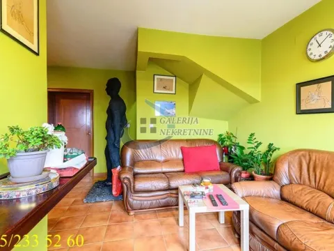 Prodaja, kuća, 326m², Kaludjerica, Grocka - image 2